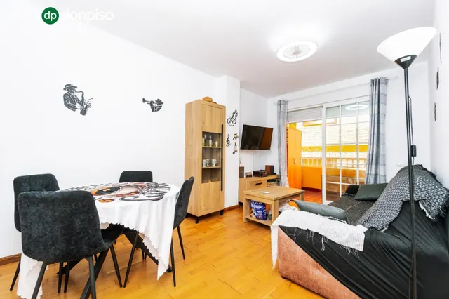 FANTÁSTICO PISO JUNTO A LA PLAYA - LA RÁBITA — 2