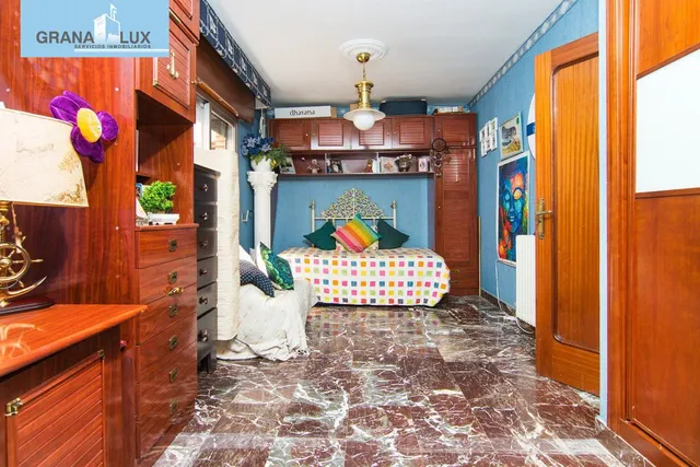 CALLE TRAJANO. Plaza Menorca — 12