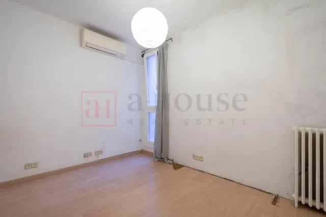 ESPECTACULAR PISO PARA ENTRAR A VIVIR EN VILA DE GRACIA — 8