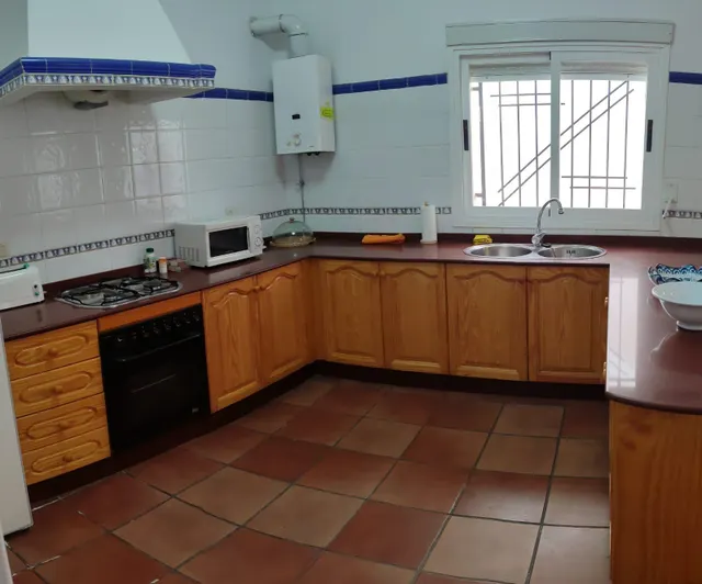 VENTA DE CASA EN SERÓN (ALMERÍA) DE 7 habitaciones. - foto 4