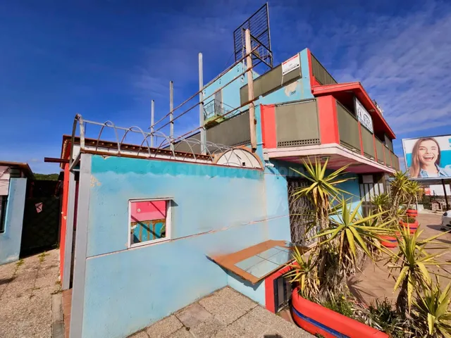 EDIFICIO DE USO MIXTO CON 700m2 CONSTRUIDOS Y 1361 m2 DE PAR - foto 3
