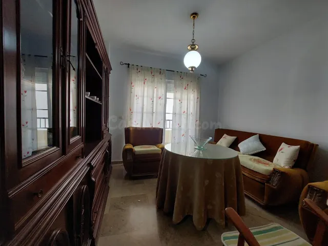 Amplio Piso en Venta en el Corazón de Salobreña - foto 5