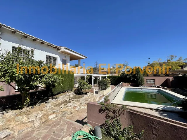 Chalet 6 habitaciones 465m² en venta - Zona Avenida al Vedat - foto 5