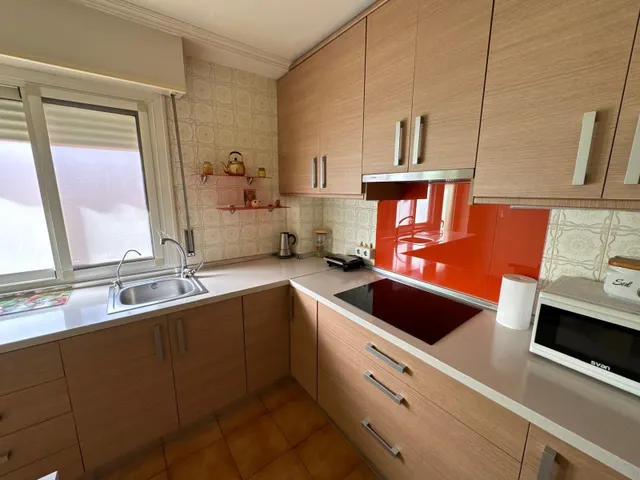 Amplio y Luminoso Piso en Elda, Ideal para Vivir — 8