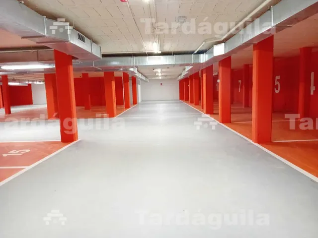 PLAZAS DE GARAJE CTRA LEDESMA — 10
