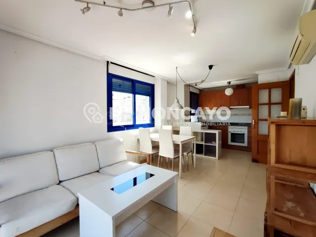 Fantástico apartamento con vistas al mar en Torrevieja, Alicante — 7