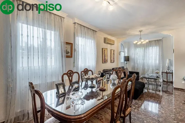 Fantástica casa en bola de oro — 10