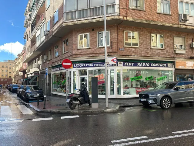 Excelente local en venta en la calle Cartagena - foto 2