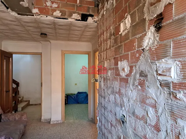 ¡INTERESANTE CASA EN ASPE CON LOCAL Y SOLARIUM. IDEAL PARA REUNIONES — 13