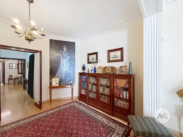 Amplio Piso en Sant Gervasi - La Bonanova, Ideal para Reformar — 10