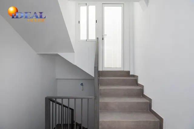 VENTA-ALQUILER DE EDIFICIO SINGULAR EN ESQUINA SAN MATIAS-NAVAS — 31