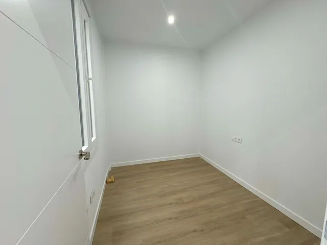 Moderno Piso Reformado en Príncep de Viana — 9