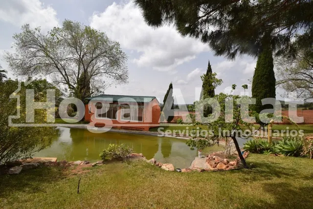 ESPECTACULAR VILLA DE LUJO EN URBANIZACIÓN PRIVADA - foto 4