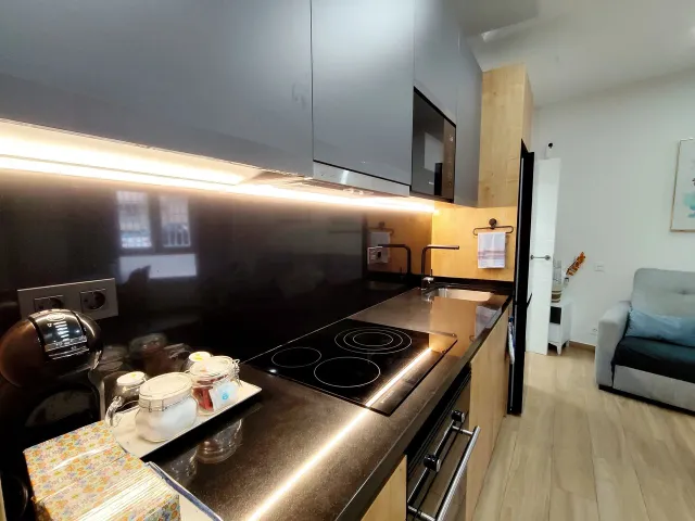 Apartamento 1 habitación 47m² en venta - Estacion de autobus - foto 4