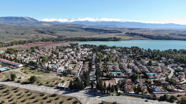 EXCLUSIVO TERRENO EN VENTA EN ALBOLOTE — 30