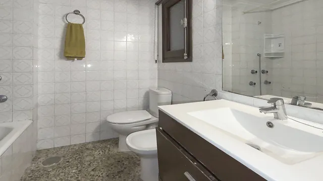 Piso en venta en Calle de Tomàs Ortuño — 14