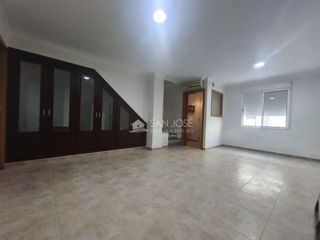 Venta de casa reformada en el barrio de la coca, Aspe — 19
