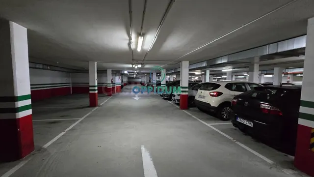Se vende plaza de garaje en Avda. Monelos 147, A Coruña - foto 5