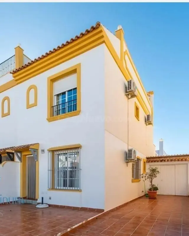 se vende fantástico adosado en San Juan de los Terreros!!! - foto 2