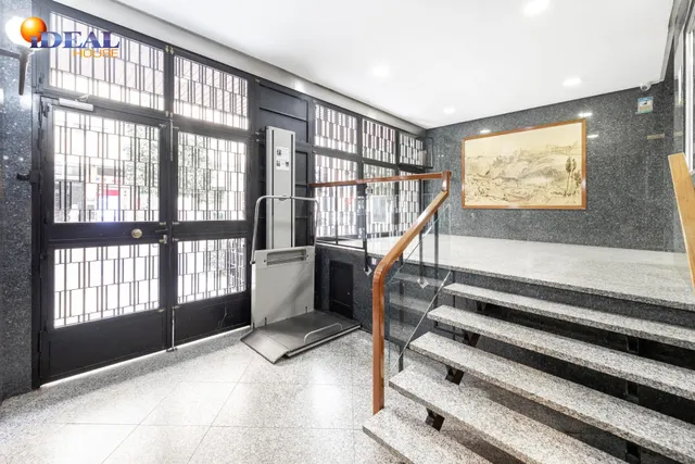 PISO DE 5 DORMITORIOS EN CALLE RECOGIDAS — 32