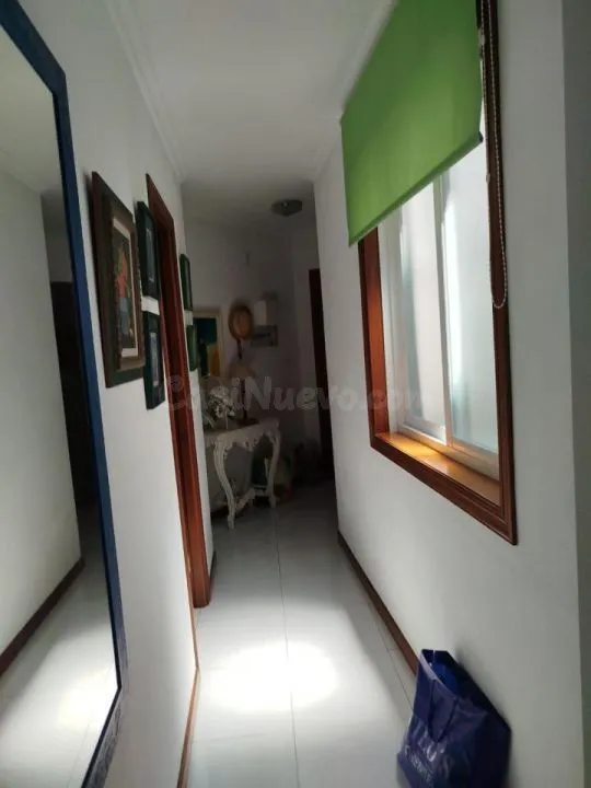 SE ALQUiLA APARTAMENTO EN SANXENXO CON DOS PLAZAS DE GARAJE