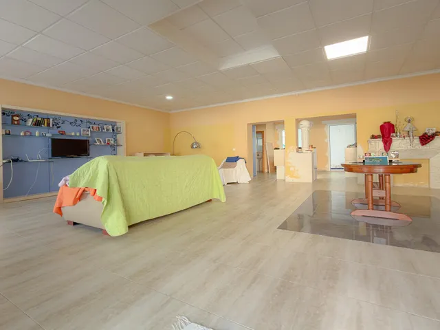 Exclusiva Casa tipo loft con gigantescos espacios y excelente distribución + GARAJE CERRADO, a un precio excelente — 8