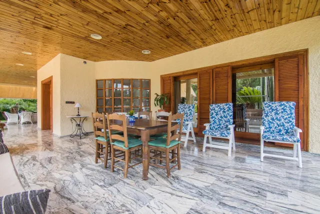 ¡villa de lujo con jardín botánico, piscina y pista de tenis en alzabares! — 16