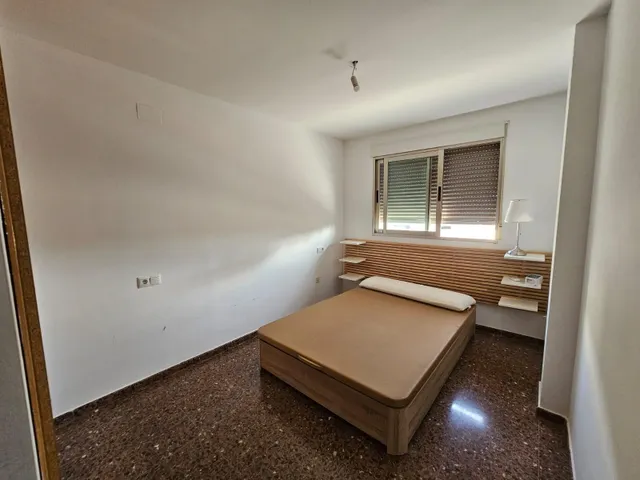 SE VENDE - POTRIES - foto 4
