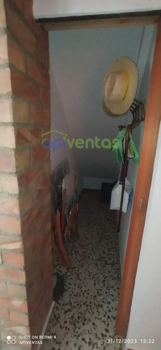 Casa con terreno y nave, LA ESCUCHA — 28