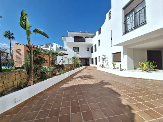 Apartamento en Alquiler en San Roque Cádiz — 22