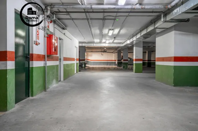 Se vende plaza de garaje en Parque Lagos cerca de Carrefour — 14