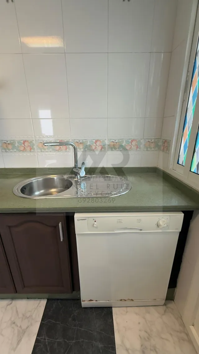 Piso de 3 dormitorios totalmente amueblado junto al estadio romano de Mérida – ideal inversores — 27