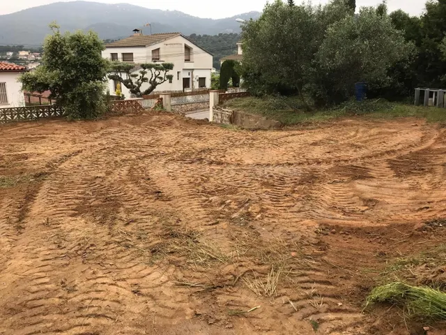 ESPECTACULAR TERRENO EN CALDES DE MONTBUI MUY CERCA DEL CENT