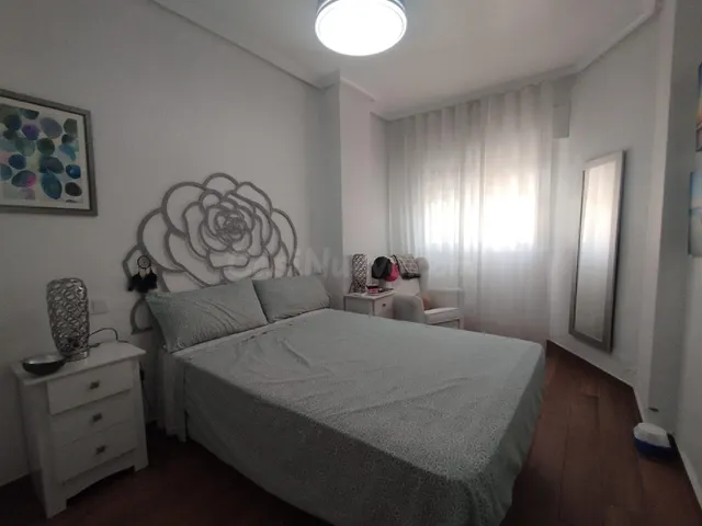 Apartamento reformado en segunda linea de playa  con vistas al mar en Guardamar del Segura — 26