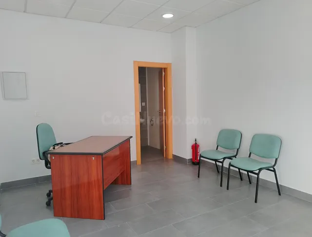 ¡Alquila tu espacio ideal en Armilla! - foto 2