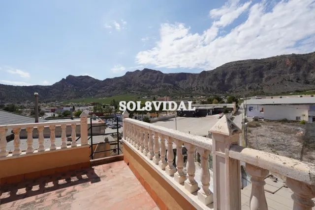SOL8VIDAL VENDE CASA CON PARCELA — 36