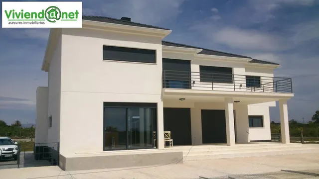 ESPECTACULAR CHALET EN ZONA TORRELLANO BAJO — 3