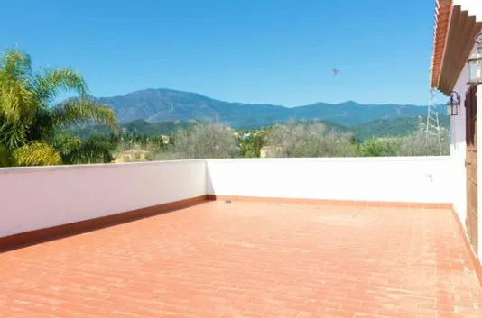 Chalet 5 habitaciones 270m² en venta - Costa Del Sol - foto 3