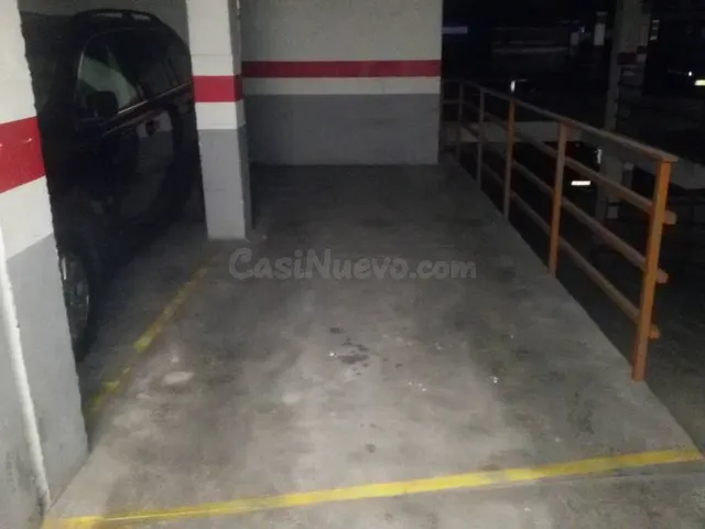SE VENDEN 2 PLAZAS DE GARAJE EN ZONA CARRETAS — 2