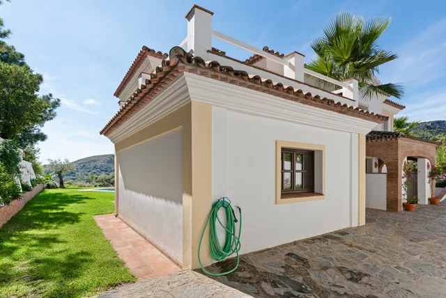 Chalet 4 habitaciones 400m² en venta - Costa Del Sol — 43