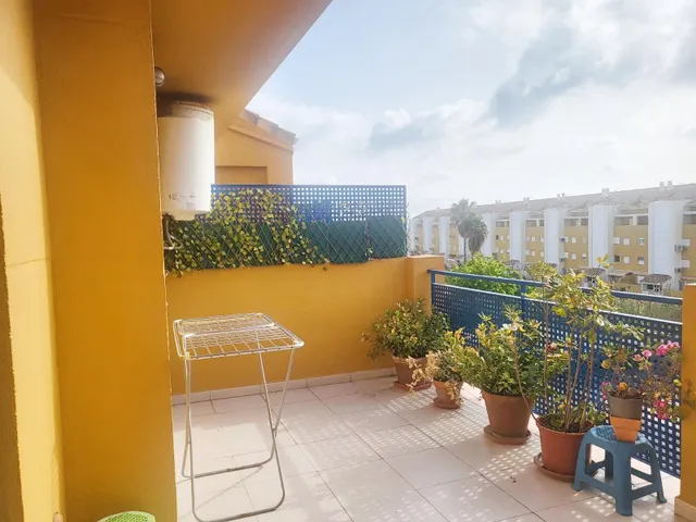 ÁTICO EXCLUSIVO CON VISTAS, TERRAZAS, PISCINA Y GARAJE – A 250 M DE LA PLAYA — 20