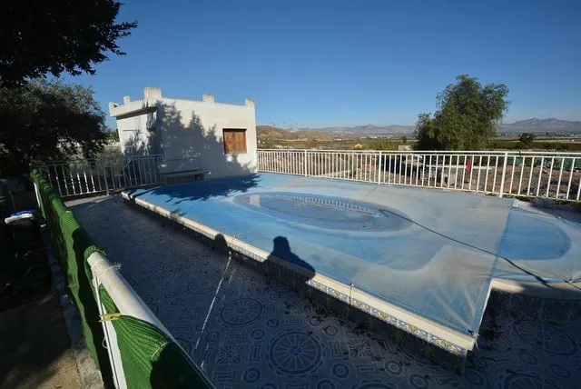 Magnífico chalet en Orihuela zona Urb. Montepinar, 344 m2. y parcela de 2737 m2. — 37