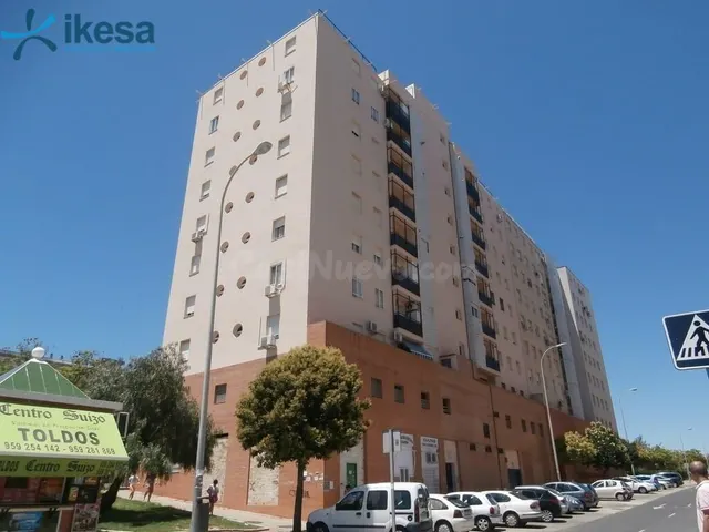 Venta de Piso en Calle Higuera De La Sierra, ACTIVO INMOBILI