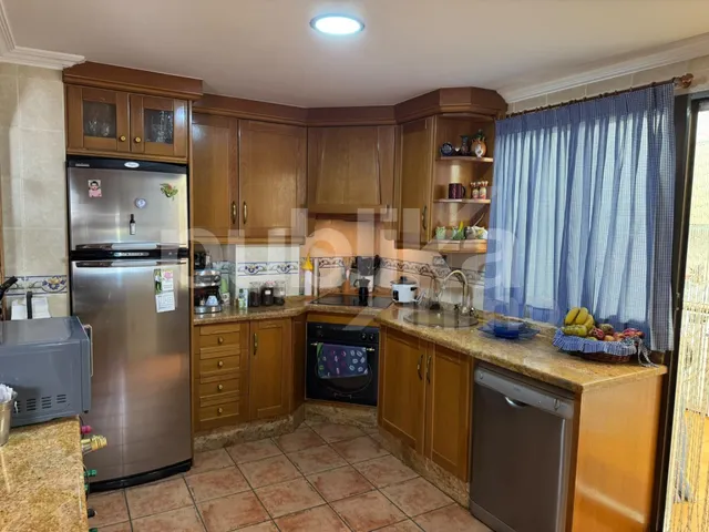 Casa 4 habitaciones 439m² en venta - CENTRO — 38