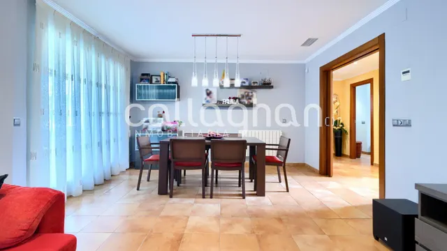 Impresionante chalet en Colinas de Venta Cabrera — 16