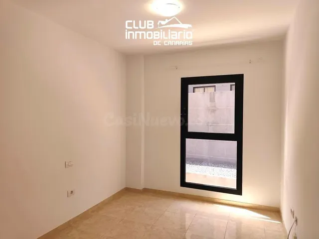 PISO DE 83 M2 CON 3 habitaciones, ASCENSOR Y GARAJE EN TEJIN - foto 4