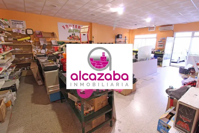 Local Comercial totalmente acondicionado en Ciudad Jardín. - foto 4