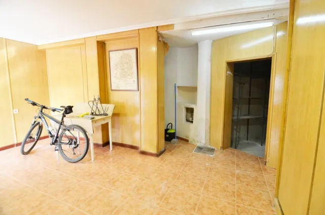 Urbis te ofrece un local en venta en zona La Vega, Salamanca. — 4