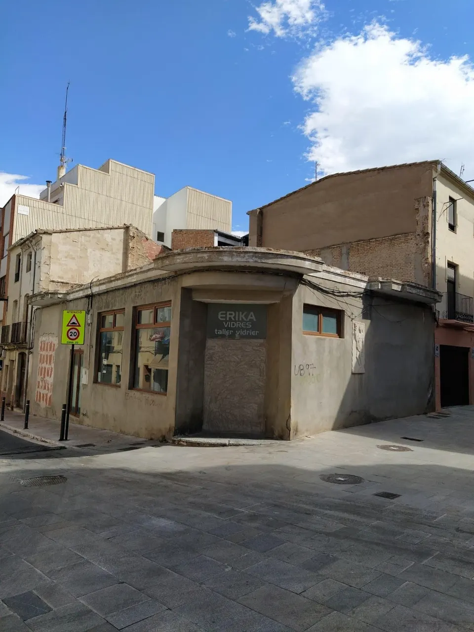 Bajo comercial - Purísima - Ontinyent