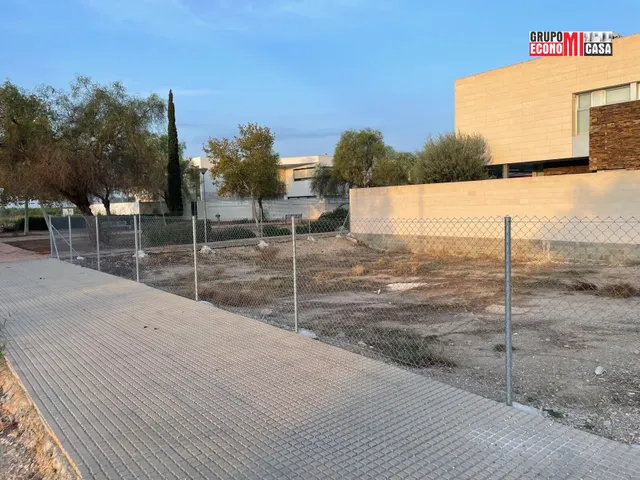 TERRENO URBANO EN CALLOSA DEL SEGURA — 3
